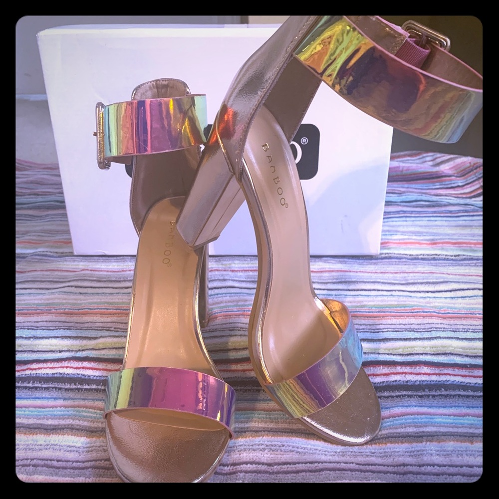🔥BAMBOO Iridescent Rose Gold Block Heels🔥